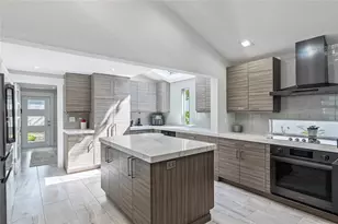1100 Westway Dr, Sarasota, FL 34236 - Photo 13