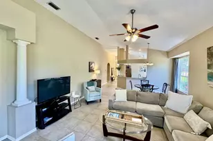 7330 Kensington Ct, Bradenton, FL 34201 - Photo 7
