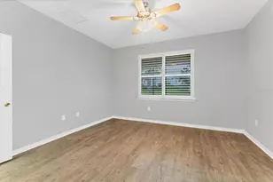 19010 Mangieri St, Venice, FL 34293 - Photo 15