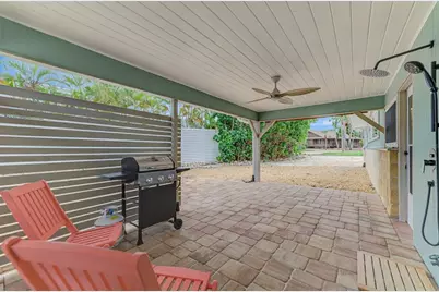 4626 Gleason Avenue, Sarasota, FL 34242 - Photo 33