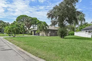 6106 45th St W, Bradenton, FL 34210 - Photo 5