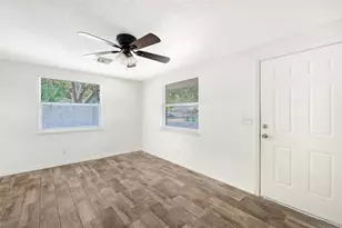 5617 6th St Ct E, Bradenton, FL 34203 - Photo 25