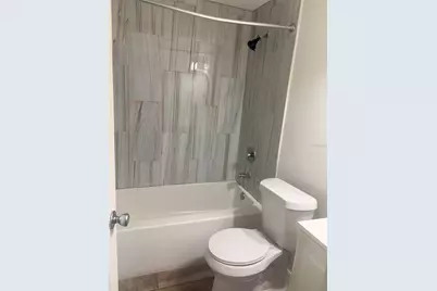 5617 6th Street Court E #A & B, Bradenton, FL 34203 - Photo 3