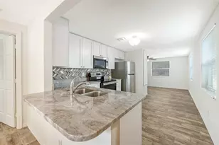 5617 6th St Ct E, Bradenton, FL 34203 - Photo 5