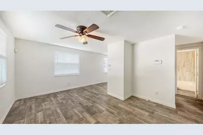 5617 6th Street Court E #A & B, Bradenton, FL 34203 - Photo 9