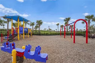 15522 Islandwalk Ave, Bradenton, FL 34211 - Photo 81