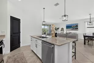 15522 Islandwalk Ave, Bradenton, FL 34211 - Photo 13