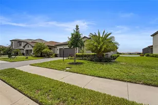 15522 Islandwalk Ave, Bradenton, FL 34211 - Photo 3