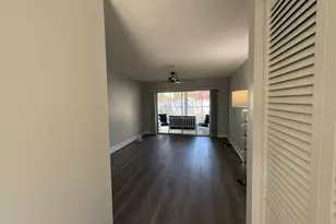 2821 Swifton Dr, Sarasota, FL 34231 - Photo 3