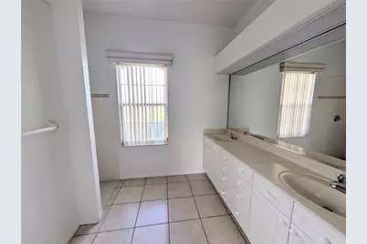 3892 Canopy Way, Sarasota, FL 34235 - Photo 15