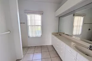 3892 Canopy Way, Sarasota, FL 34235 - Photo 15