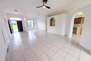 3892 Canopy Way, Sarasota, FL 34235 - Photo 3