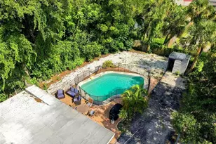 1003 Patterson Dr, Sarasota, FL 34234 - Photo 5