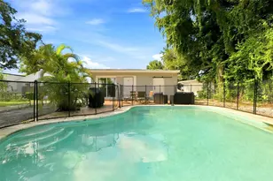 1003 Patterson Dr, Sarasota, FL 34234 - Photo 27