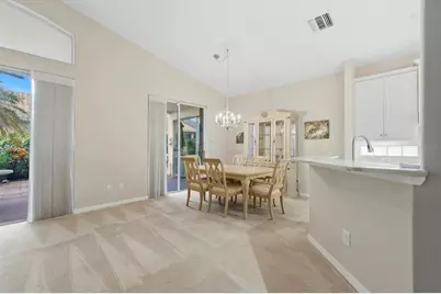 4238 65th Terrace E, Sarasota, FL 34243 - Photo 13
