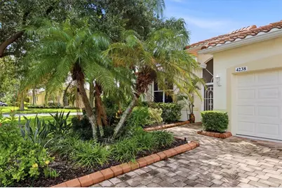 4238 65th Terrace E, Sarasota, FL 34243 - Photo 7