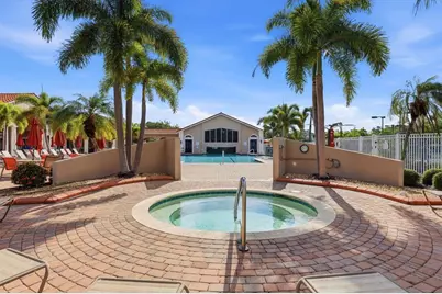 4238 65th Terrace E, Sarasota, FL 34243 - Photo 45