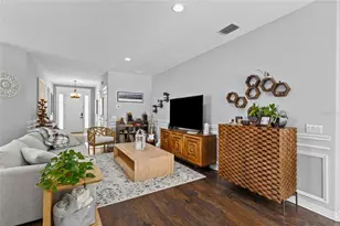 14229 Cattle Egret Pl, Lakewood Ranch, FL 34202 - Photo 9