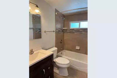 1026 36th Avenue E, Ellenton, FL 34222 - Photo 3