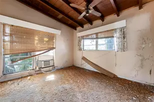 2956 Greenbriar St, Sarasota, FL 34237 - Photo 5