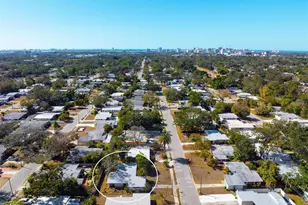 2956 Greenbriar St, Sarasota, FL 34237 - Photo 15