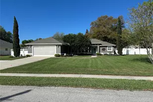417 Anderson Dr, Tavares, FL 32778 - Photo 1