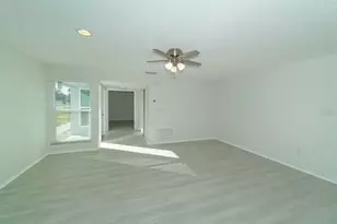 2139 Couver Dr, Sarasota, FL 34231 - Photo 5