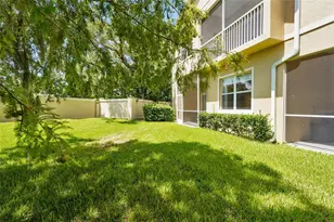 3687 Parkridge Cir, Sarasota, FL 34243 - Photo 11