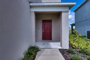 11252 Fieldstone Dr, Palmetto, FL 34221 - Photo 3