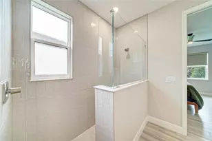 1079 Waterline Ct, Sarasota, FL 34240 - Photo 29