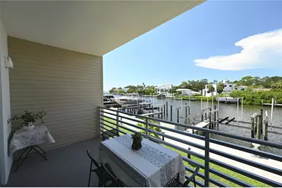 1709 N Tamiami Trail #208, Sarasota, FL 34234 - Photo 5