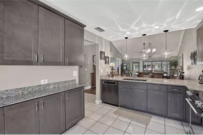 3217 Sandleheath #45, Sarasota, FL 34235 - Photo 11