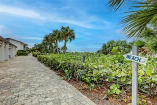 1141 W Peppertree Dr, Sarasota, FL 34242 - Photo 35