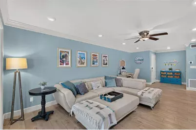 1141 W Peppertree Drive #1141, Sarasota, FL 34242 - Photo 7