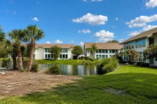 1141 W Peppertree Dr, Sarasota, FL 34242 - Photo 3
