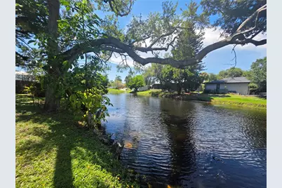 7708 NW 9th Ave Drive, Bradenton, FL 34209 - Photo 3