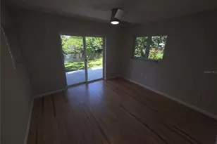 7708 NW 9th Ave Dr, Bradenton, FL 34209 - Photo 17