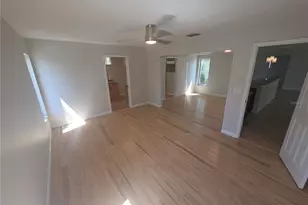 7708 NW 9th Ave Dr, Bradenton, FL 34209 - Photo 25