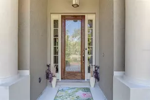 107 Wayforest Dr, Venice, FL 34292 - Photo 9