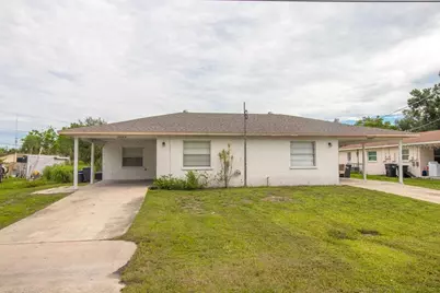 2809 47th Avenue W, Bradenton, FL 34207 - Photo 1