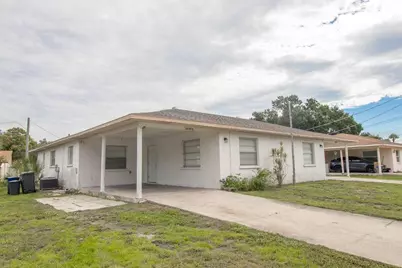 2809 47th Avenue W, Bradenton, FL 34207 - Photo 3