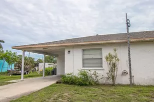 2809 47th Ave W, Bradenton, FL 34207 - Photo 5