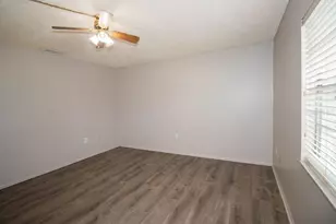 2809 47th Ave W, Bradenton, FL 34207 - Photo 17