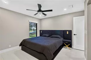 4134 Eastwood Dr, Sarasota, FL 34232 - Photo 19