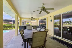 5833 Carriage Dr, Sarasota, FL 34243 - Photo 25