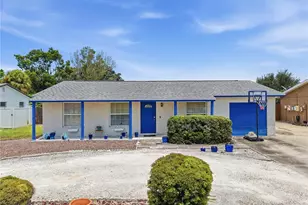 3606 31st Ave W, Bradenton, FL 34205 - Photo 1