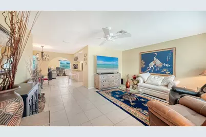 481 W Tarpon Boulevard NW, Port Charlotte, FL 33952 - Photo 11