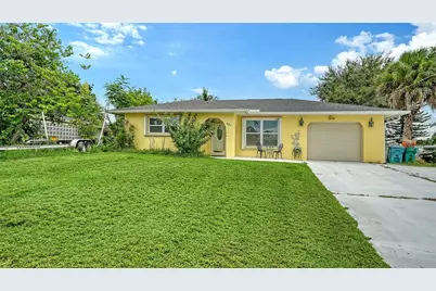 481 W Tarpon Boulevard NW, Port Charlotte, FL 33952 - Photo 5