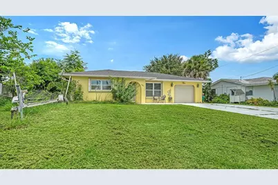 481 W Tarpon Boulevard NW, Port Charlotte, FL 33952 - Photo 5