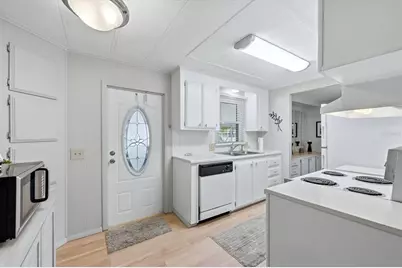 808 53rd Avenue E #88, Bradenton, FL 34203 - Photo 9